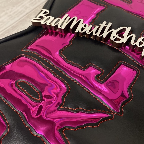 *Love Pain and Stitches Pink Metallic CREEP Heart Valloween Crossbody Purse - Picture 2 of 8